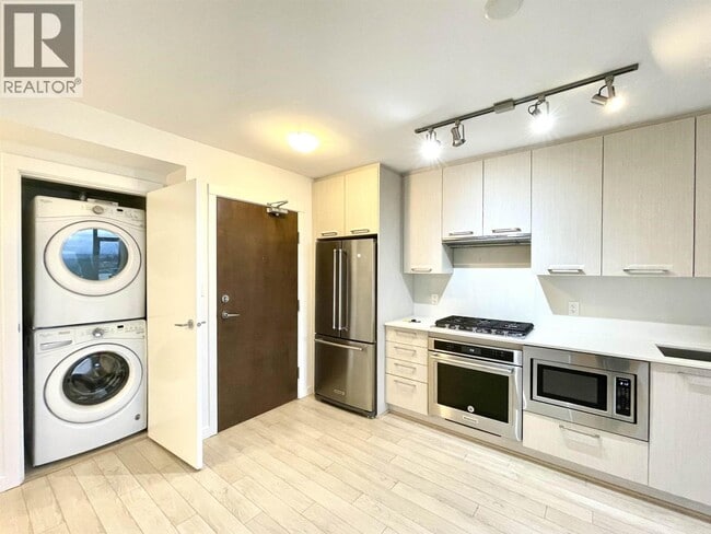 Building Photo - 7708 Alderbridge Wy