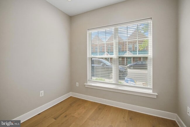 Photo - 621 Parkside Pl NE Townhome