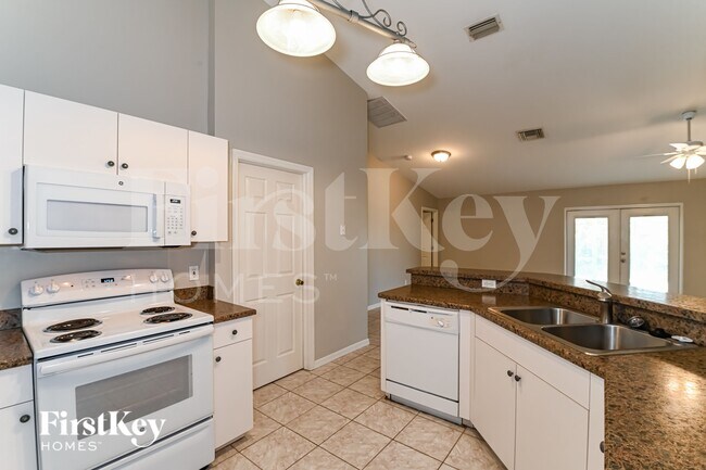 Foto del edificio - 2919 NW 4th Pl