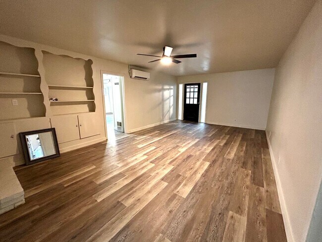 Foto del edificio - 3304 Tom Green St