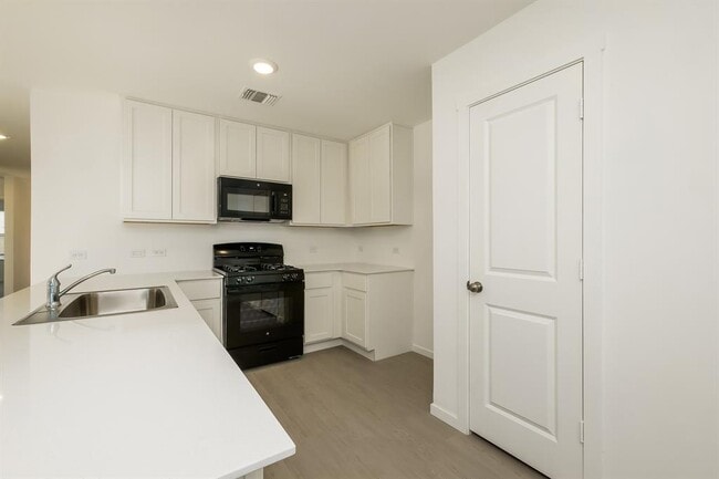 Foto del edificio - 12528 Huntington Rdg Wy