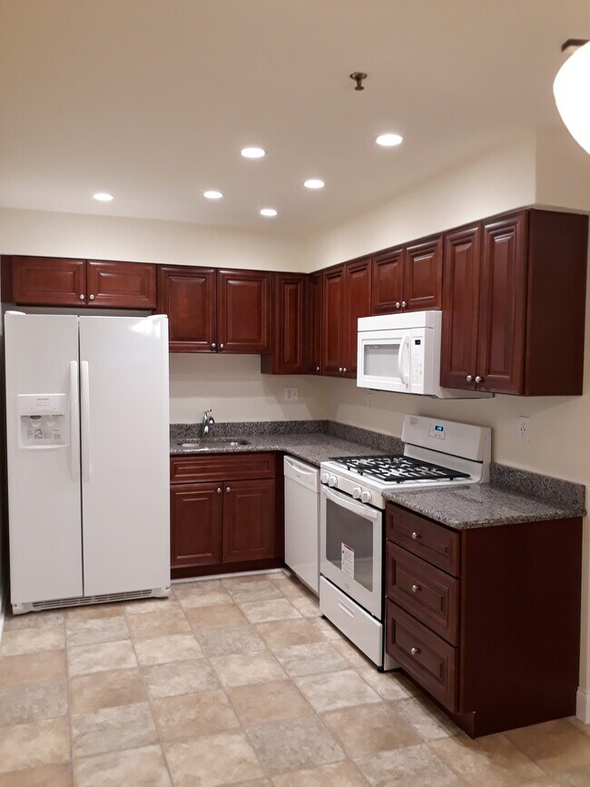 1600 Church Rd Unit C100, Wyncote, PA 19095 Condo for Rent in Wyncote