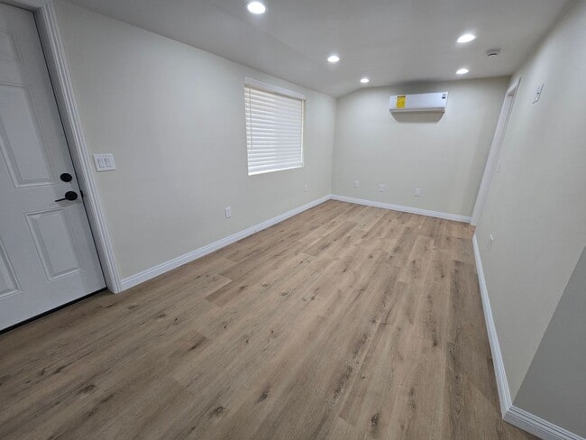 Foto del edificio - 13938 Ragus St