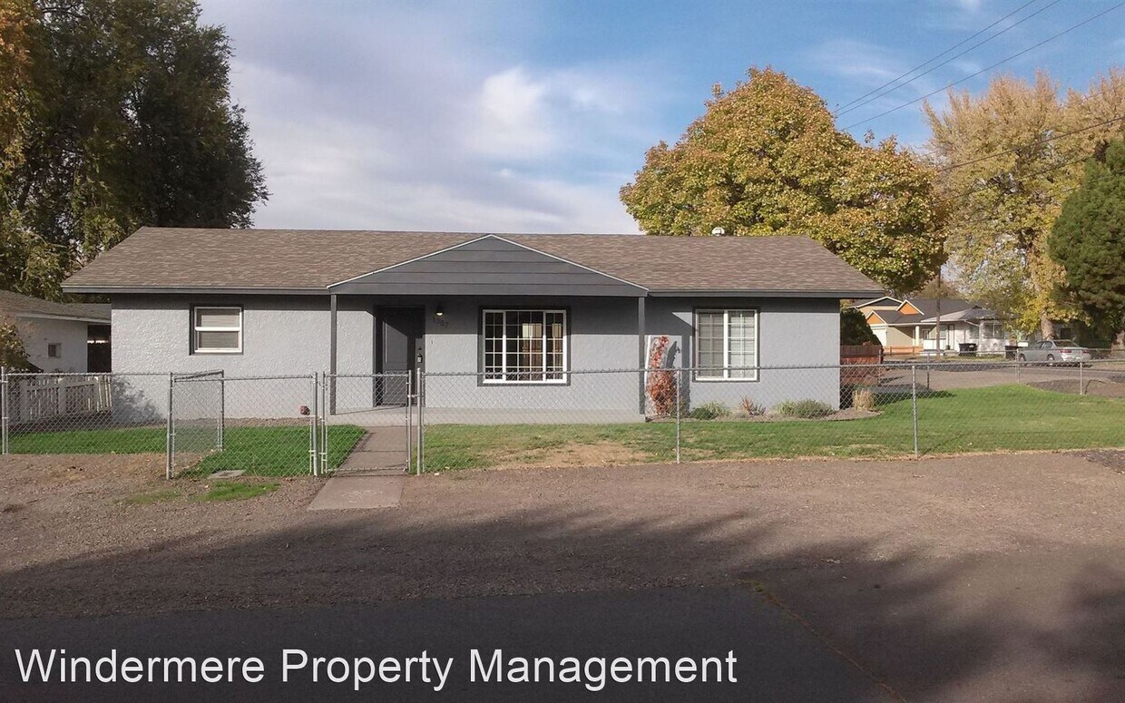 Primary Photo - 2 br, 1 bath House - 1357 Whitman Street