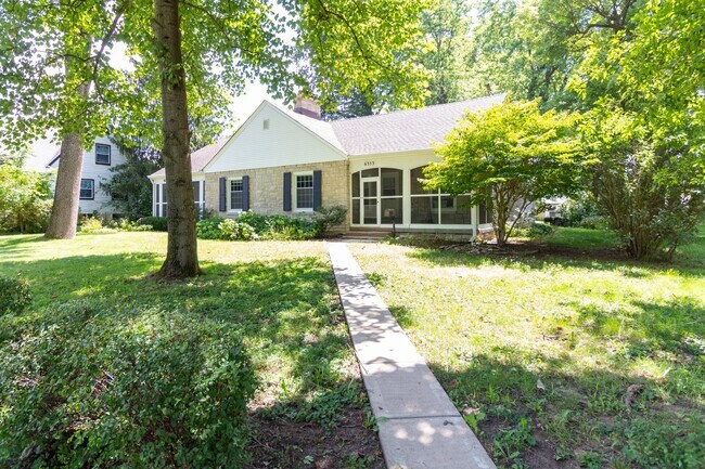 Building Photo - 6353 Riverview Dr