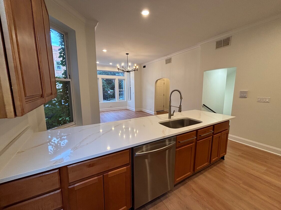 Foto principal - 2608 W Evergreen Ave