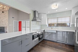 Building Photo - 1106 San Augustine Dr