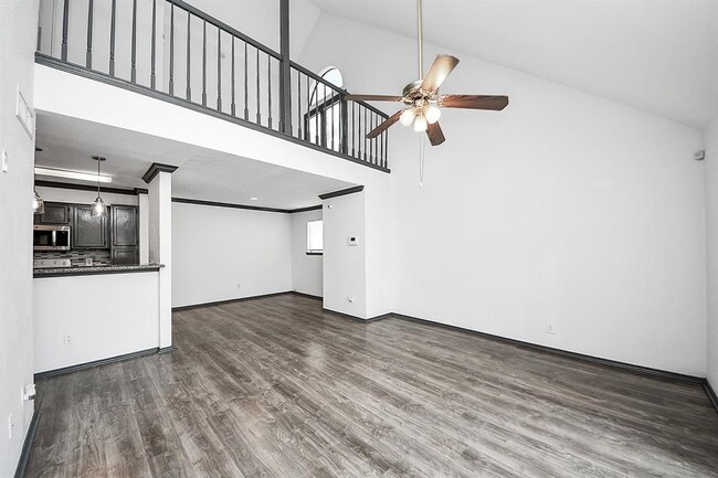 Foto del edificio - 14550 Fonmeadow Dr