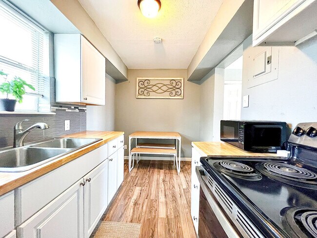 Foto del edificio - 1804 Morgan Ave