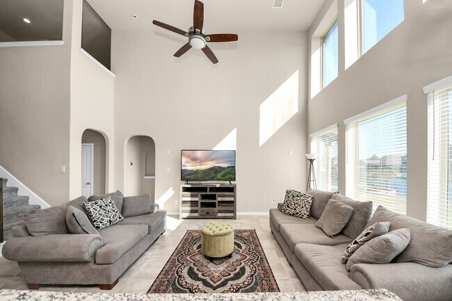 Foto del edificio - 29482 Westhope Dr