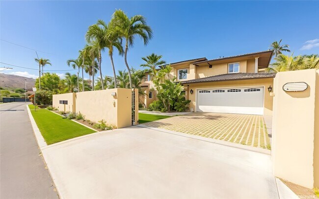 Foto del edificio - 235 Portlock Rd