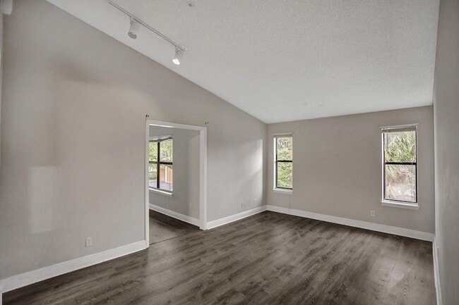 Photo - 2301 N Congress Ave Apartment