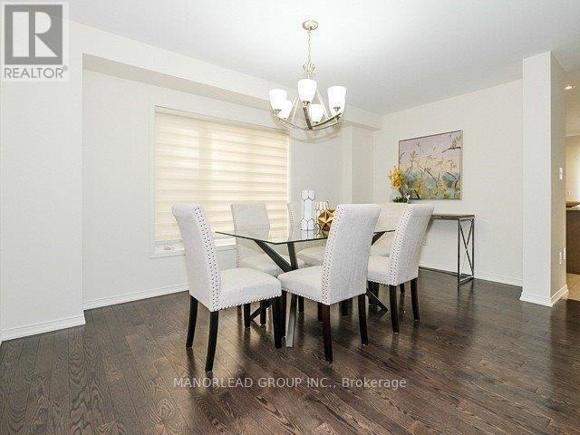 Building Photo - 17 Raithby Cres