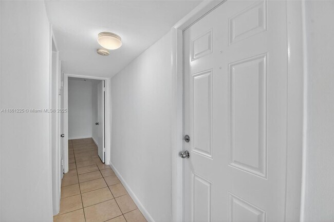 Foto del edificio - 13335 Arch Creek Rd