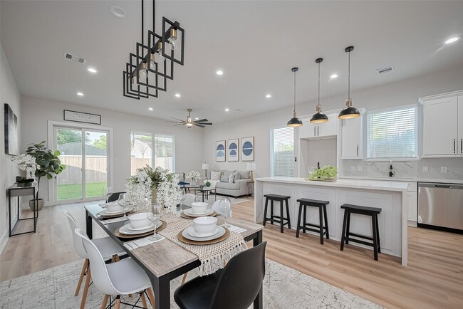 Foto del edificio - 3544 Mt Pleasant St