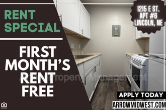 Building Photo - 1215 E St