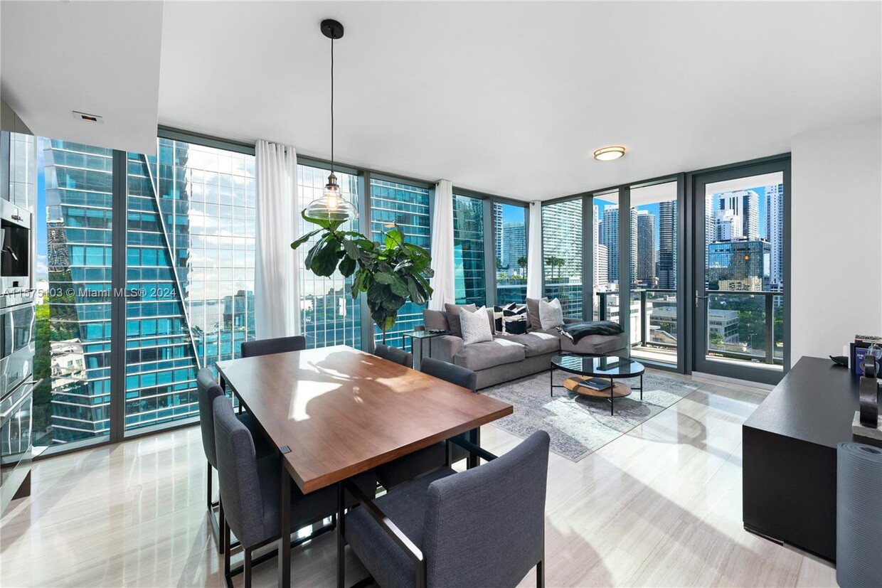 Foto principal - 1451 Brickell Ave