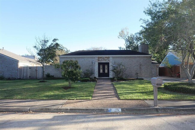 Foto del edificio - 12107 Whittington Dr
