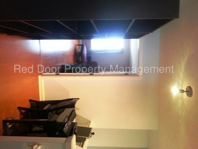 Foto del edificio - 4961 Potomac Square Pl