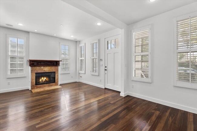 Building Photo - 1229 22nd St