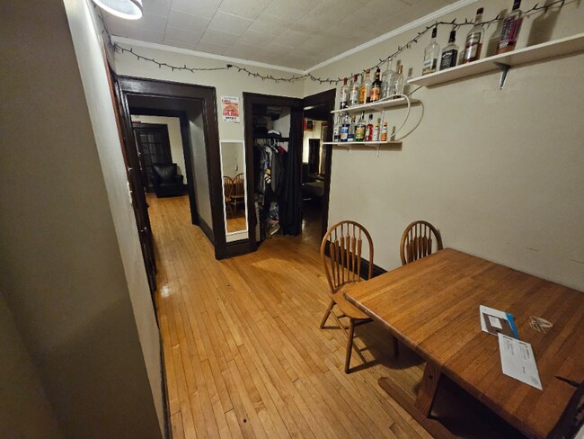 Foto del edificio - 410-412 W Mifflin St