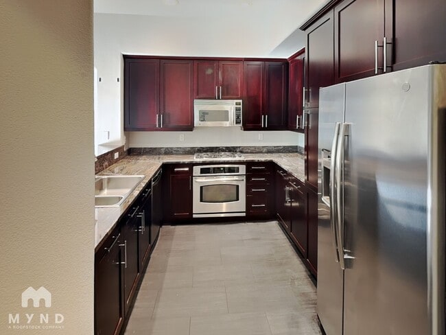 Building Photo - 68 E Serene Ave