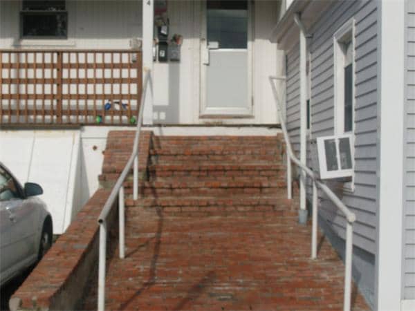 Building Photo - 44 Pearl St