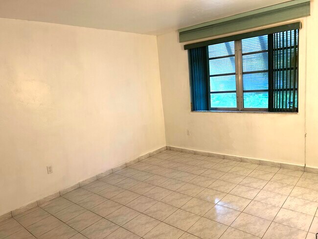 Foto del edificio - 9302 SW 77th Ave