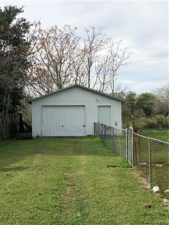 Building Photo - 4645 County Rd 2201