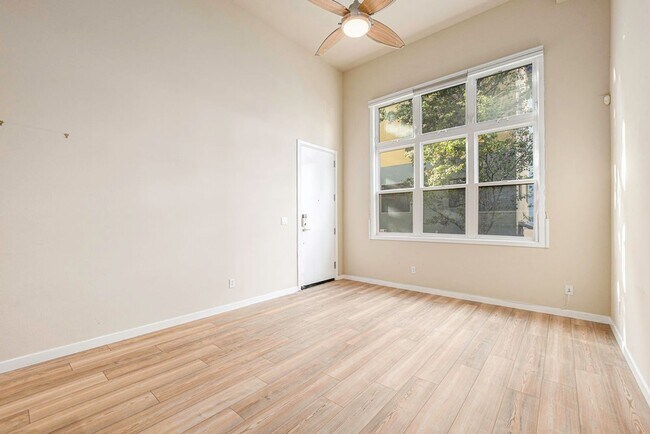 Building Photo - 307 Bowsman Ct