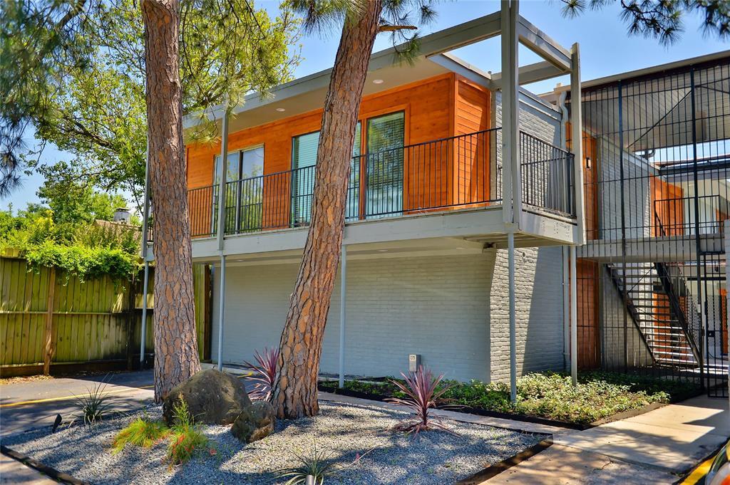 2043 Sul Ross St, Houston, TX 77098 Townhome Rentals in Houston TX