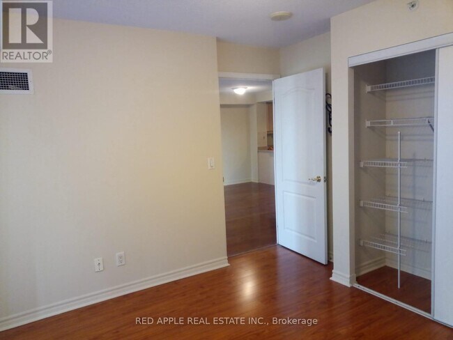 Building Photo - 350 Princess Royal Dr