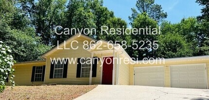 Building Photo - 220 Splitwood Ln