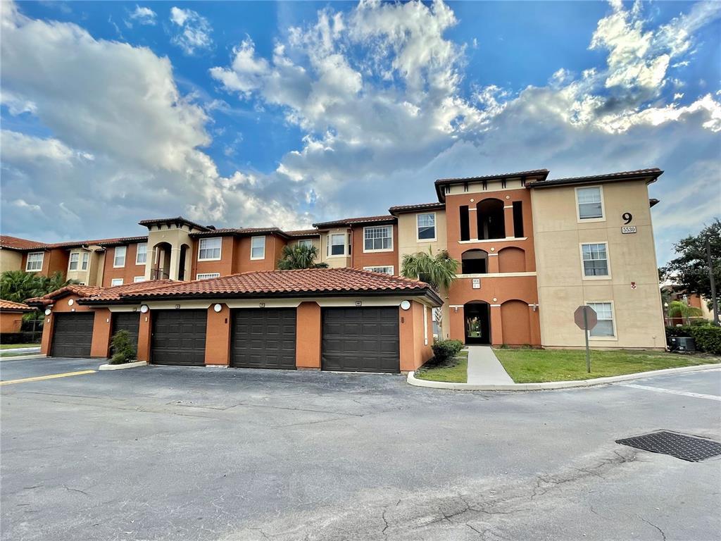 5530 Metrowest Blvd Unit 11, Orlando, FL 32811 Condo for Rent in
