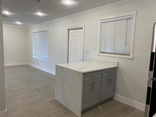 Foto del edificio - 7700 Northwest 33rd Street