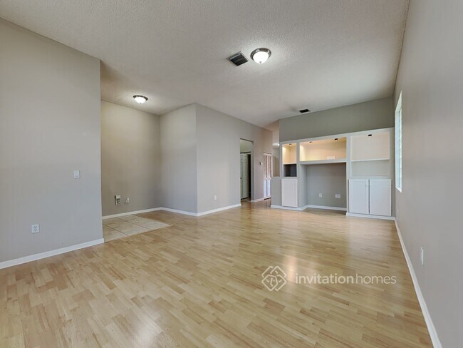 Building Photo - 7909 Ambleside Way