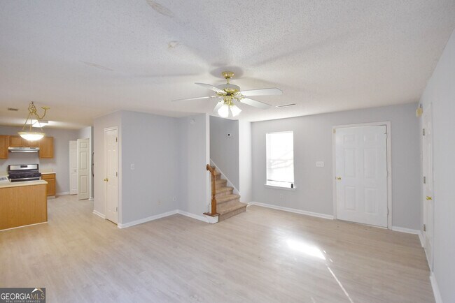 Foto del edificio - 147 S Fairfield Dr