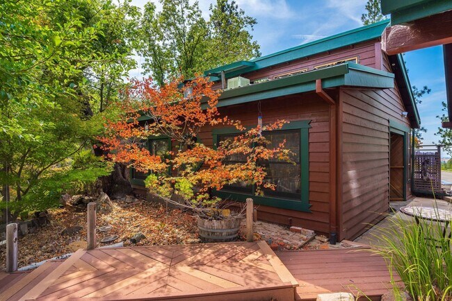 Building Photo - 14674 Tanyard Hill Rd