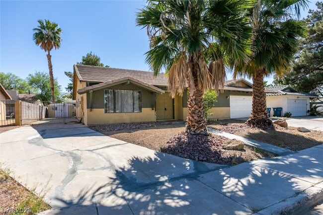 Foto del edificio - 3221 E Rochelle Ave