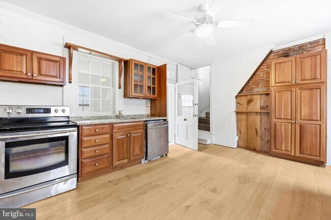 Foto del edificio - 3110 Main St