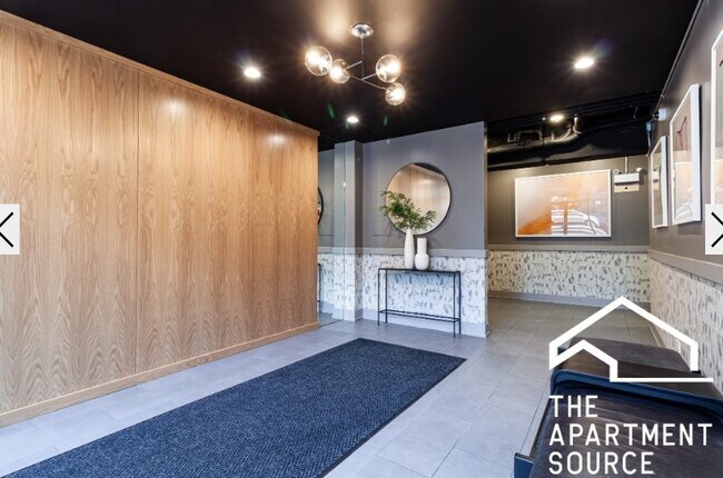 Foto del edificio - 530 W Aldine Ave