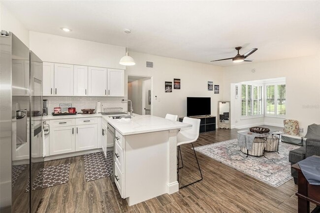 Building Photo - 2721 E Marks St