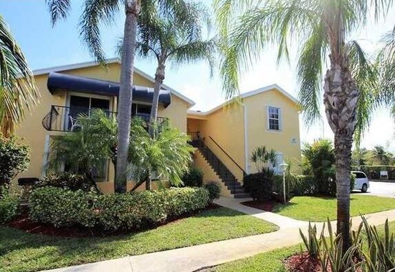 Front - 547 Waterside Dr
