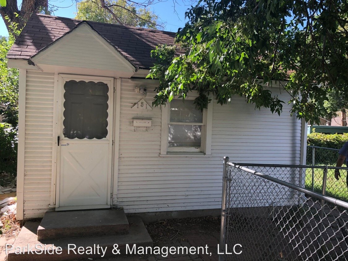 Primary Photo - Studio, 1 bath House - 151 S. Irving St.