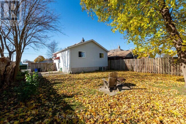 Photo du bâtiment - 6 Appel St