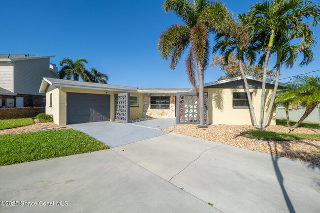 Foto del edificio - 401 Milford Point Dr