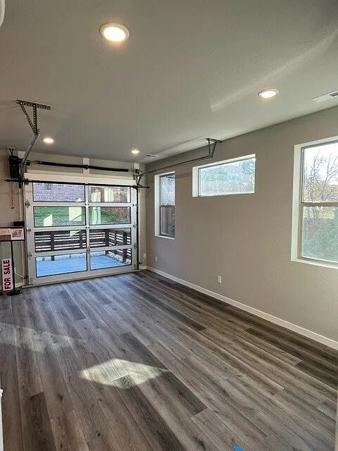 Building Photo - 10594 W 63rd Ln