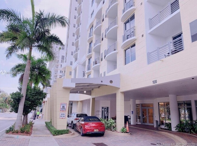 Foto del edificio - 1830 Radius Dr