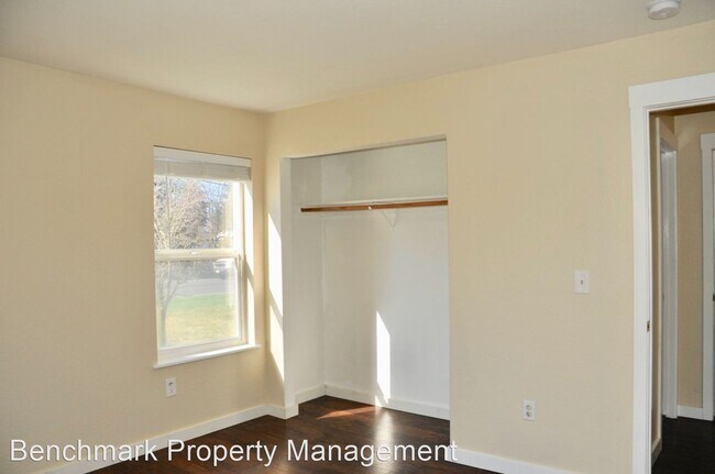 Foto del edificio - 3 br, 2 bath House - 9635 N. Melrose Street