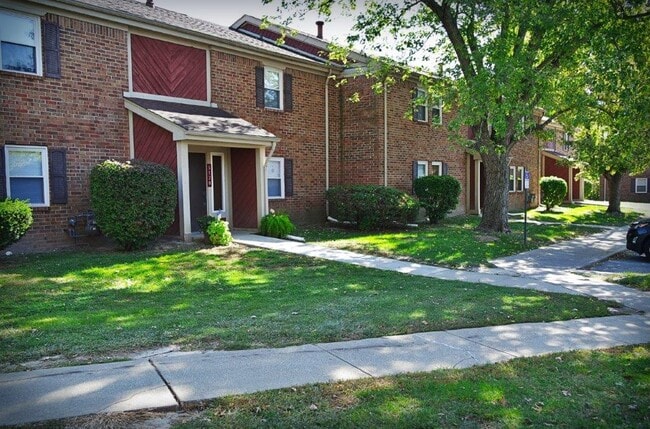 Primary Photo - Fox Acres Apartments